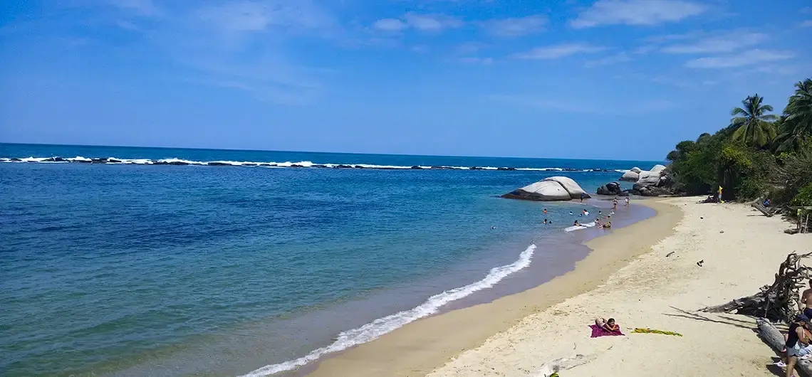 La Piscina, playa de aguas calmadas en el Parque Tayrona